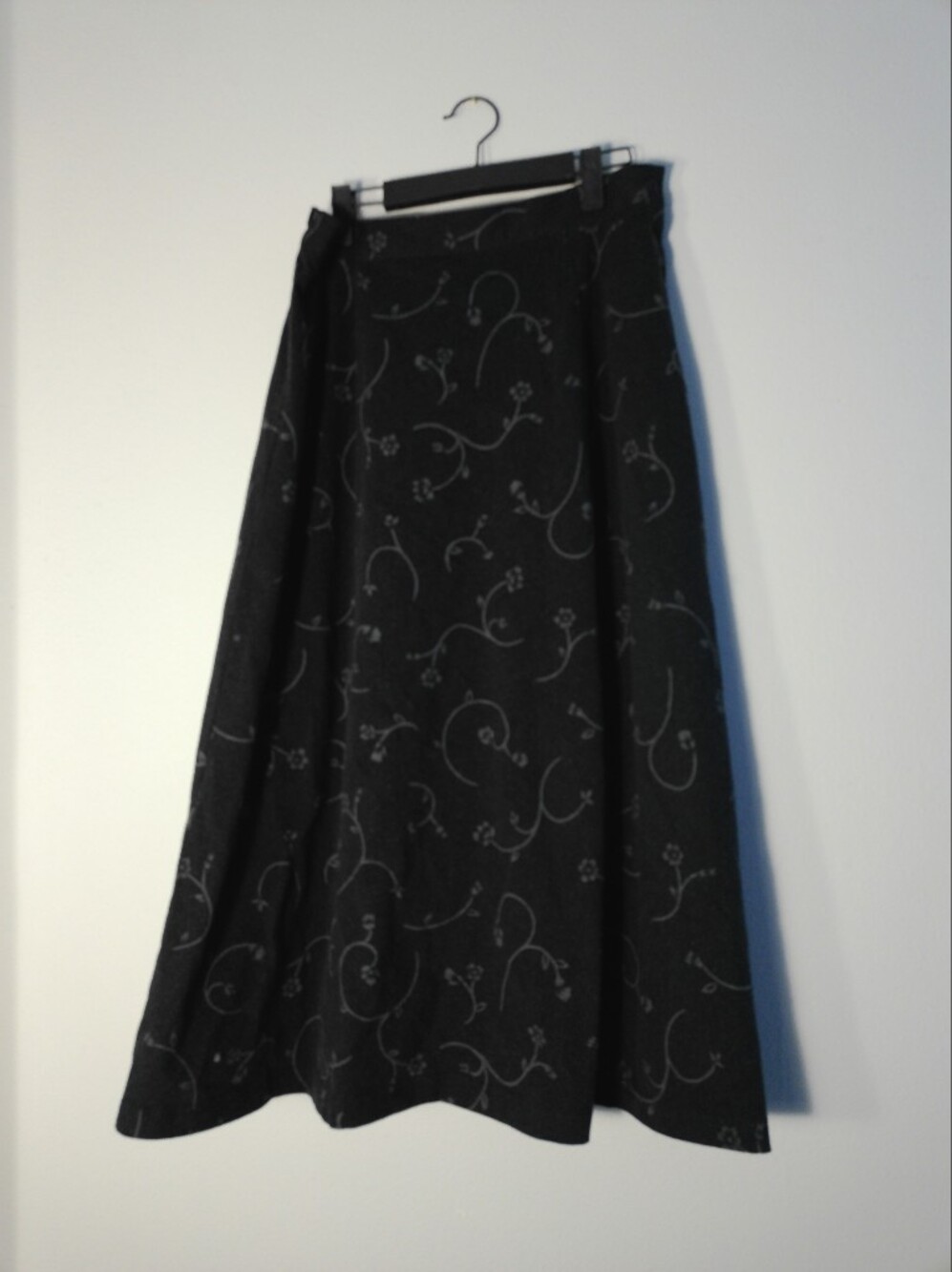 L.L. Bean Black Floral-Print A-Line Skirt